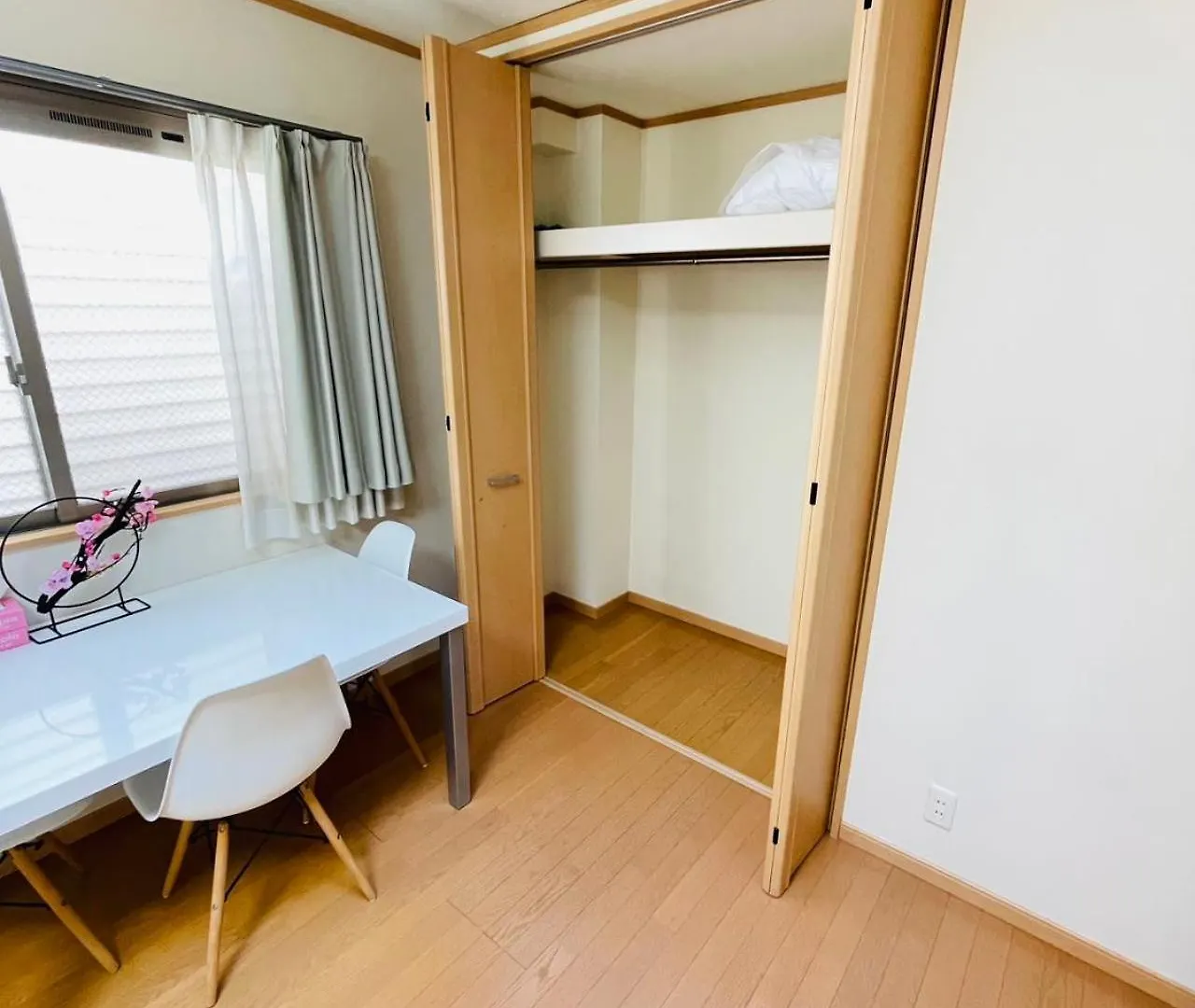 糖果屋 Villa Osaka 0*,